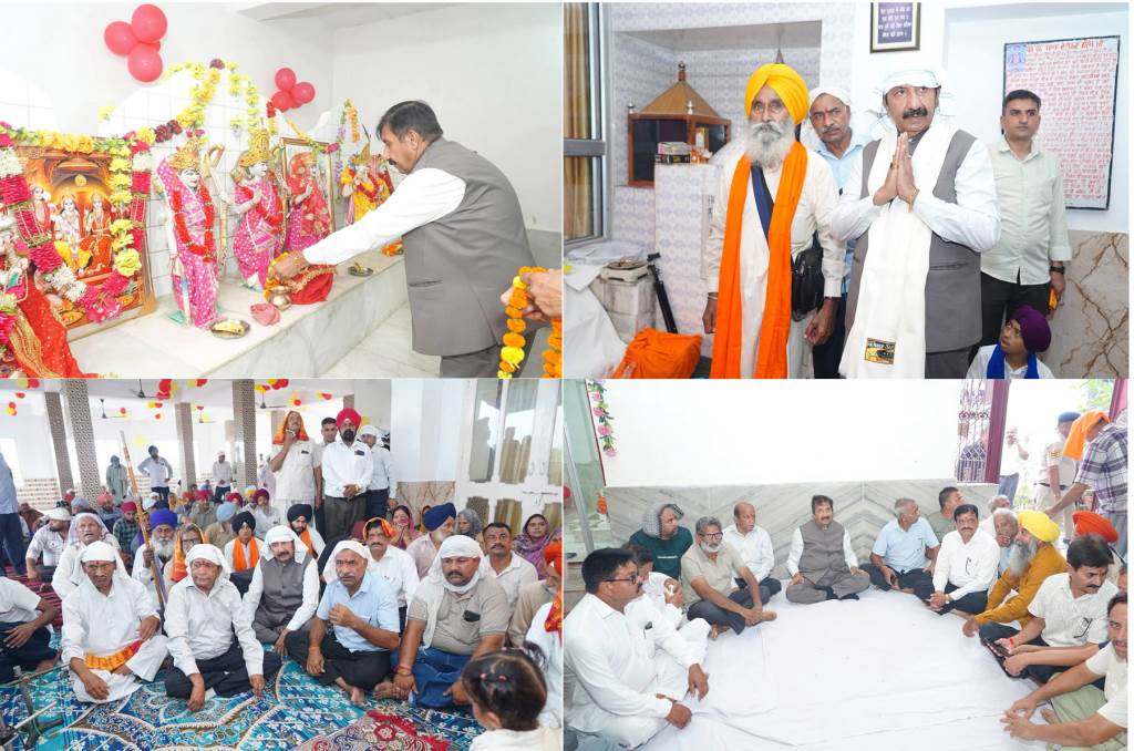 Mukesh Agnihotri attends Shrimad Bhagwat Katha and Saints Conference at Thakur Dwara Temple Bhadsali Upper